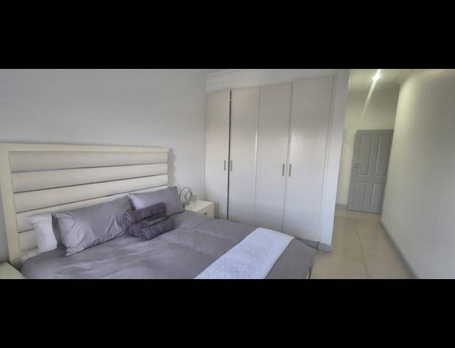 3 BEDROOM APARTMENT FOR SALE IN LA LUCIA RIDGE